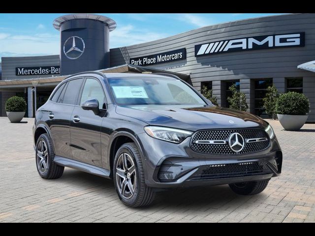 2025 Mercedes-Benz GLC 300