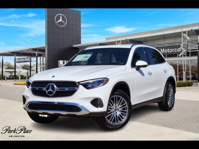 2025 Mercedes-Benz GLC 300