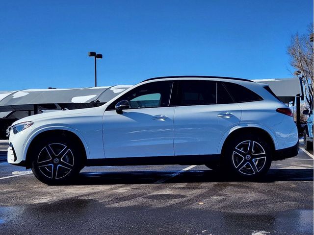 2025 Mercedes-Benz GLC 300