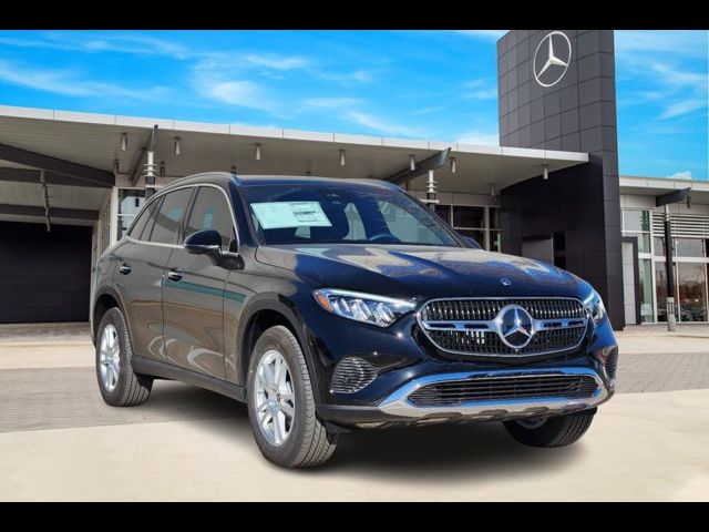 2025 Mercedes-Benz GLC 300