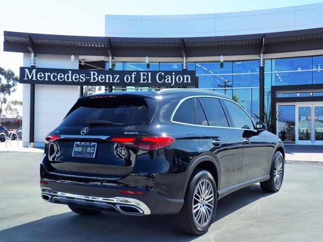 2025 Mercedes-Benz GLC 300