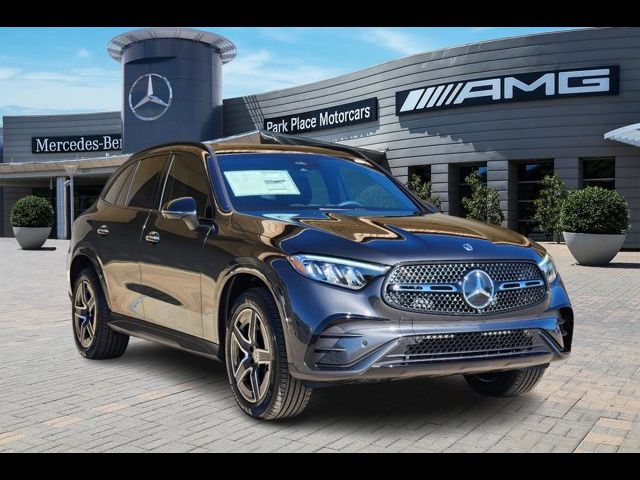 2025 Mercedes-Benz GLC 300