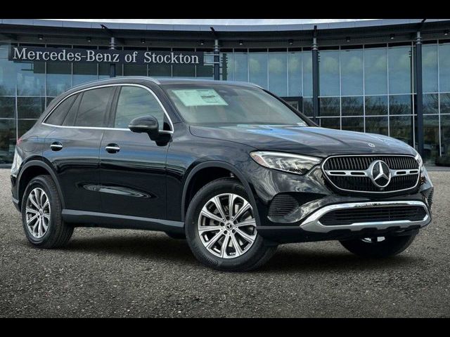 2025 Mercedes-Benz GLC 300