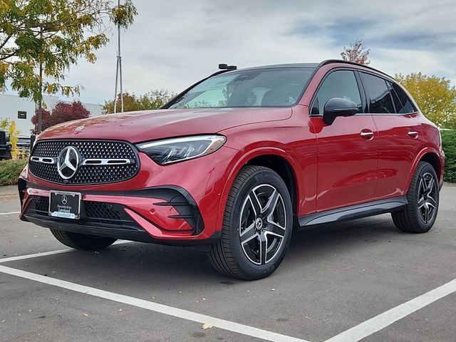 2025 Mercedes-Benz GLC 300