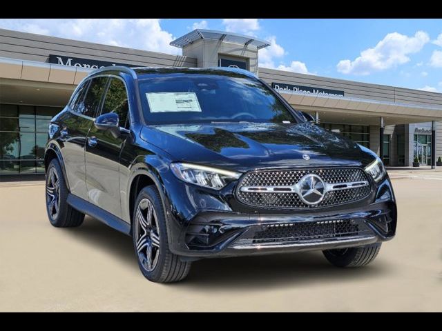 2025 Mercedes-Benz GLC 300