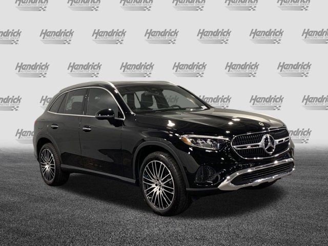 2025 Mercedes-Benz GLC 300