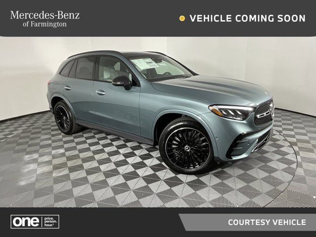 2025 Mercedes-Benz GLC 300