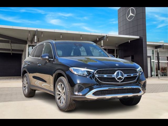 2025 Mercedes-Benz GLC 300