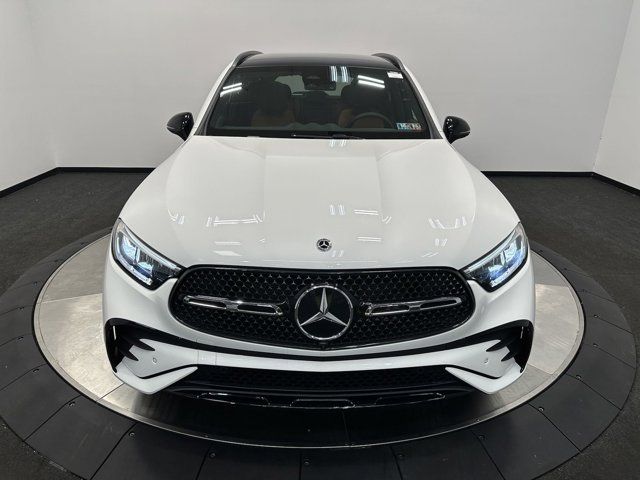 2025 Mercedes-Benz GLC 300