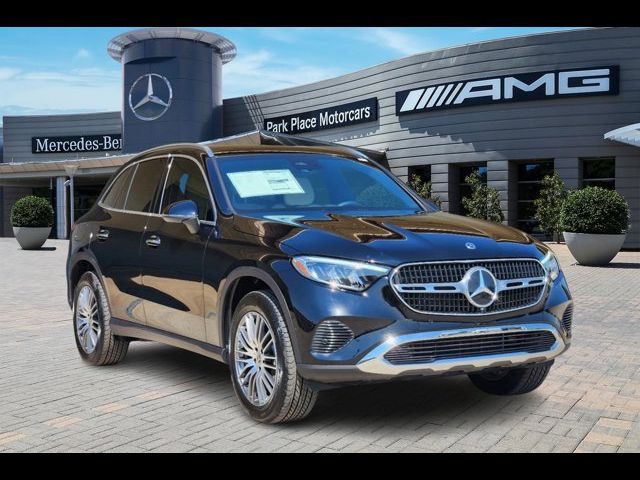 2025 Mercedes-Benz GLC 300