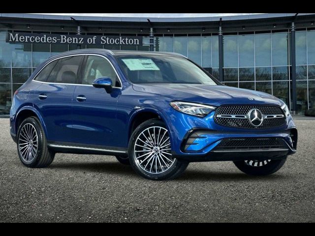 2025 Mercedes-Benz GLC 300