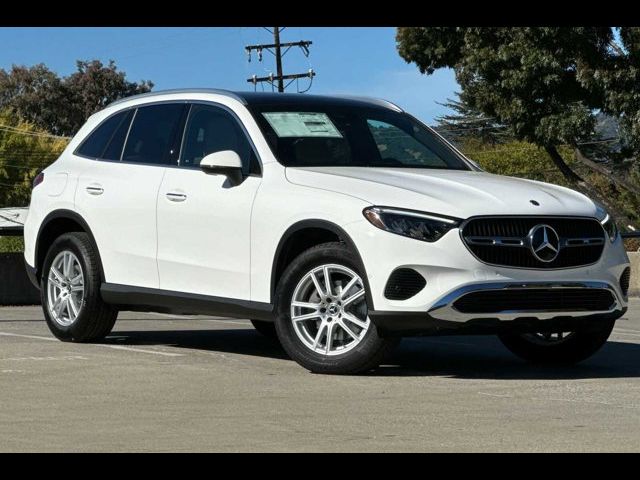 2025 Mercedes-Benz GLC 300