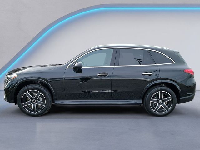 2025 Mercedes-Benz GLC 300