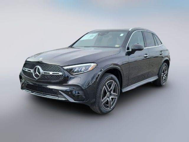 2025 Mercedes-Benz GLC 300