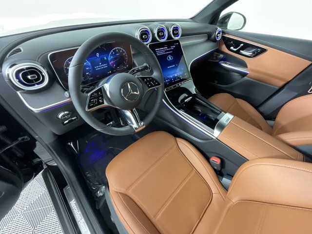 2025 Mercedes-Benz GLC 300