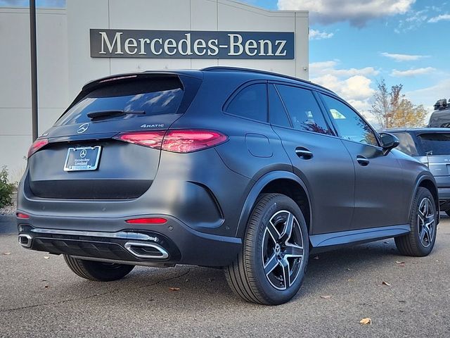 2025 Mercedes-Benz GLC 300