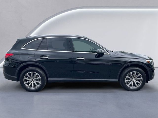 2025 Mercedes-Benz GLC 300