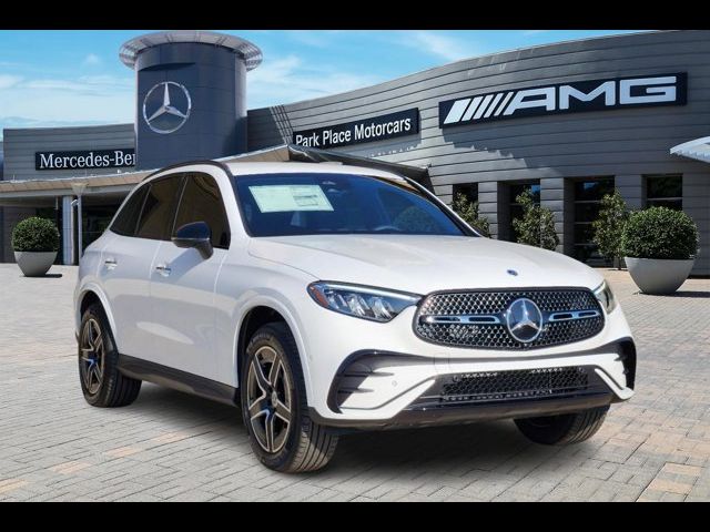 2025 Mercedes-Benz GLC 300