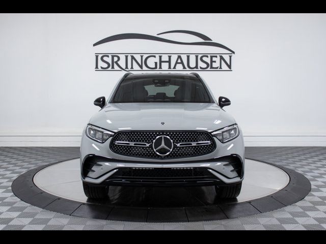 2025 Mercedes-Benz GLC 300