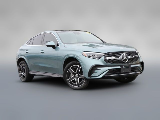 2025 Mercedes-Benz GLC 300