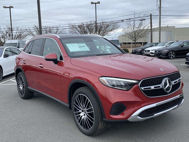 2025 Mercedes-Benz GLC 300