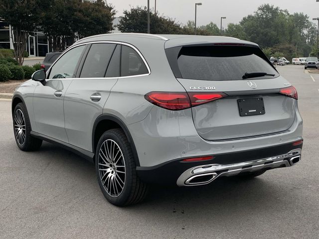 2025 Mercedes-Benz GLC 300