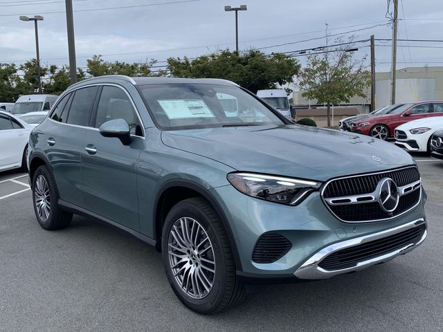 2025 Mercedes-Benz GLC 300