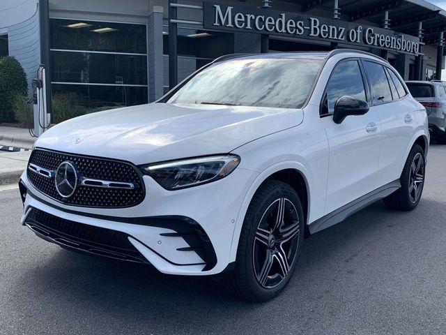 2025 Mercedes-Benz GLC 300