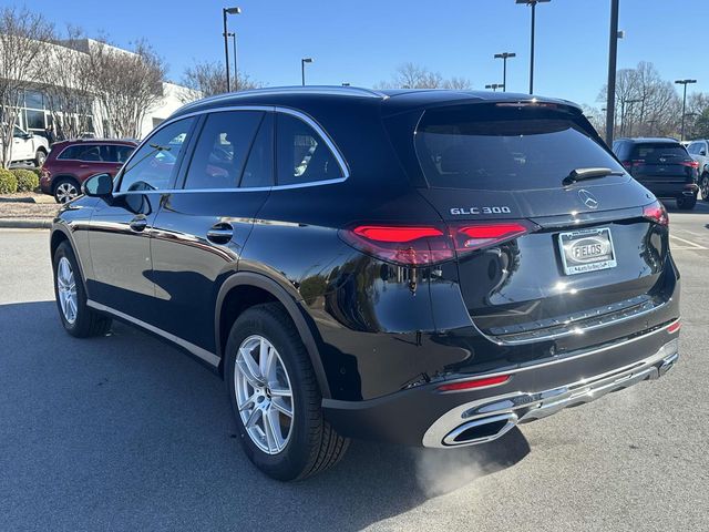 2025 Mercedes-Benz GLC 300