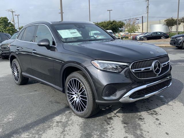 2025 Mercedes-Benz GLC 300