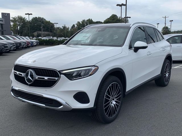 2025 Mercedes-Benz GLC 300