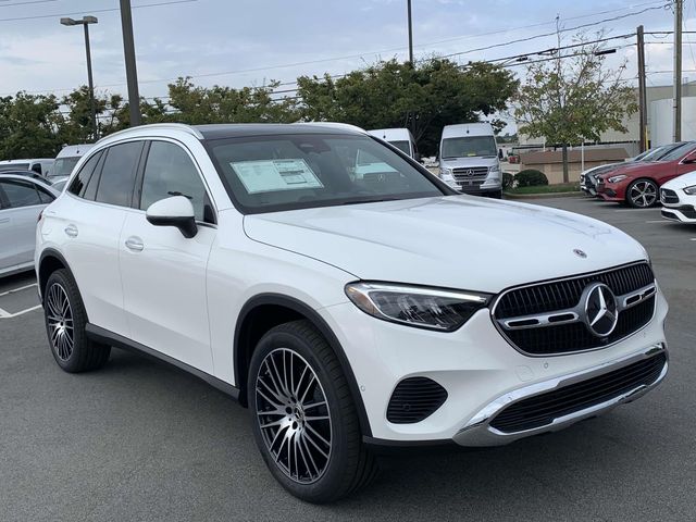 2025 Mercedes-Benz GLC 300