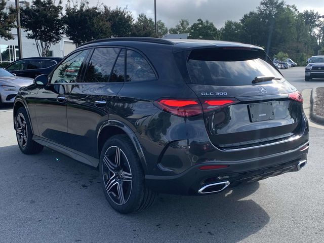 2025 Mercedes-Benz GLC 300