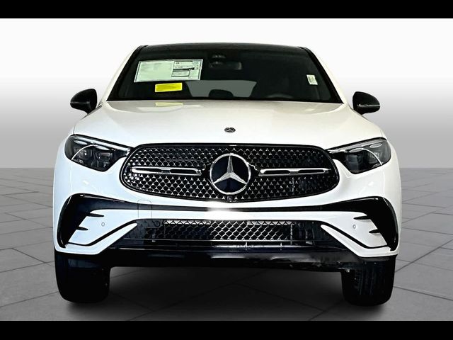 2025 Mercedes-Benz GLC 300