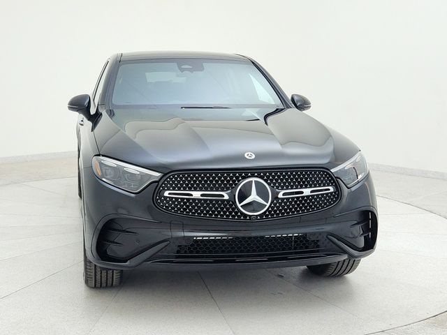 2025 Mercedes-Benz GLC 300