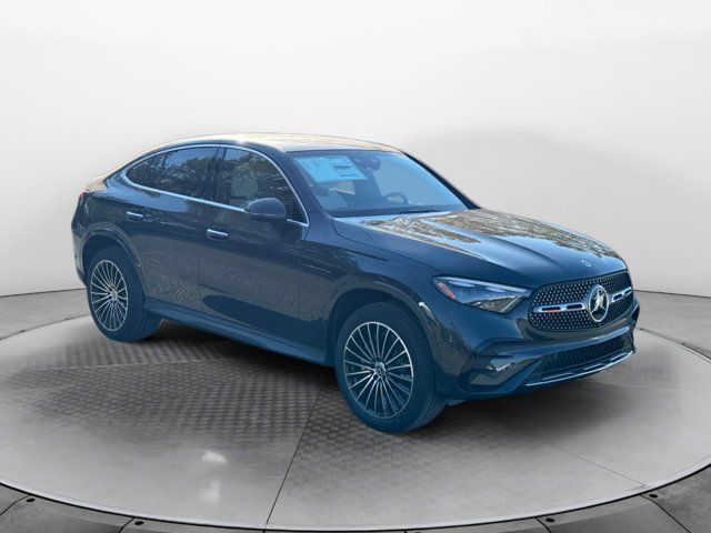 2025 Mercedes-Benz GLC 300