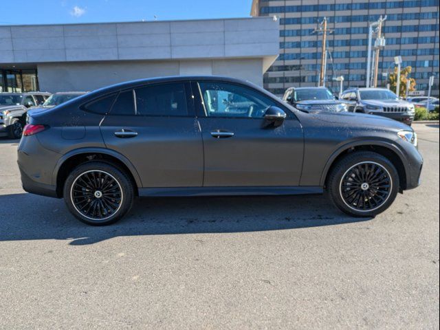 2025 Mercedes-Benz GLC 300