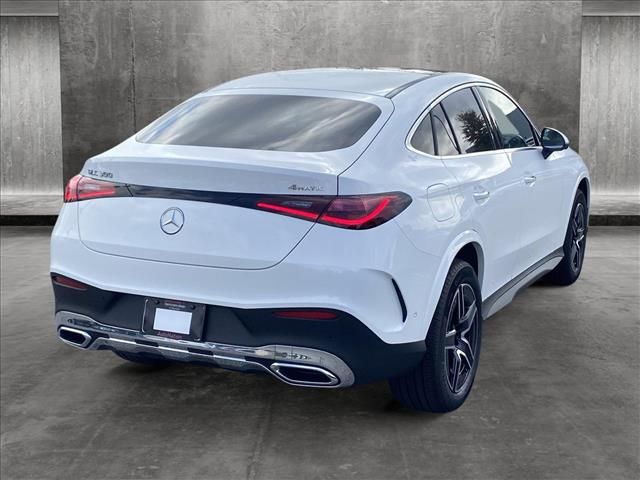 2025 Mercedes-Benz GLC 300