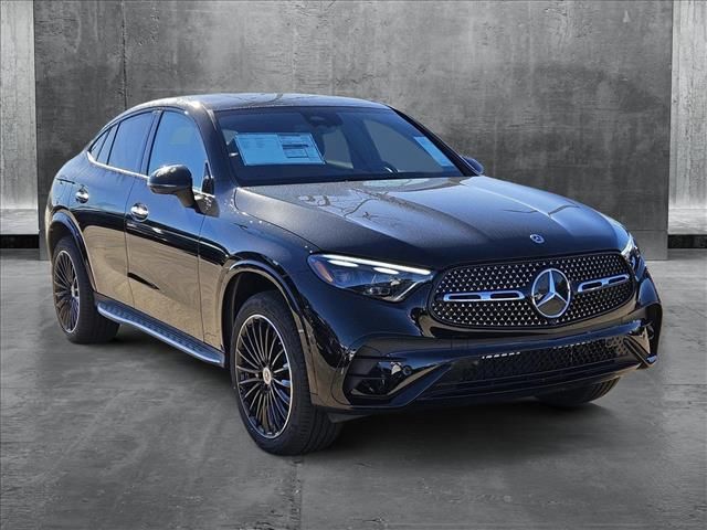 2025 Mercedes-Benz GLC 300