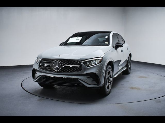 2025 Mercedes-Benz GLC 300