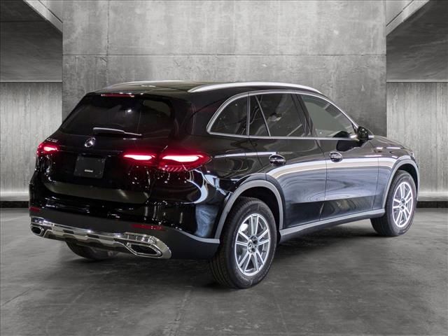 2025 Mercedes-Benz GLC 300