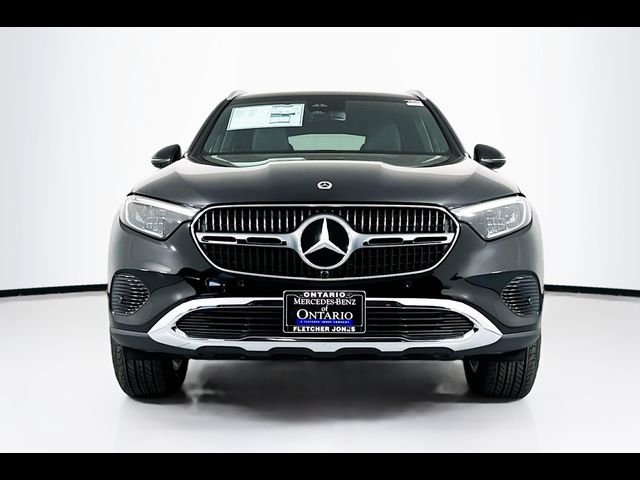 2025 Mercedes-Benz GLC 300