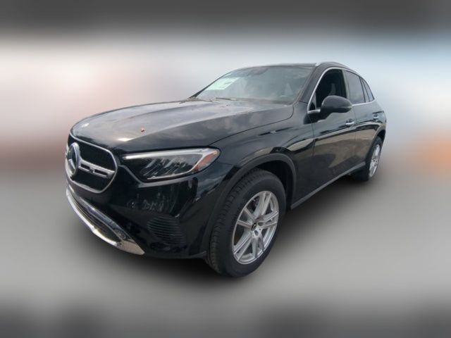 2025 Mercedes-Benz GLC 300