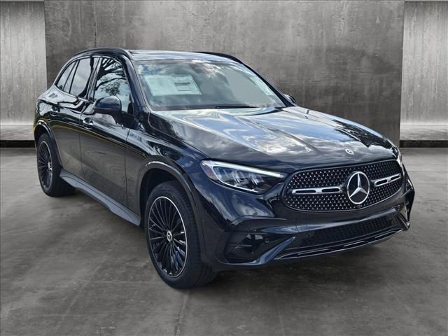 2025 Mercedes-Benz GLC 300