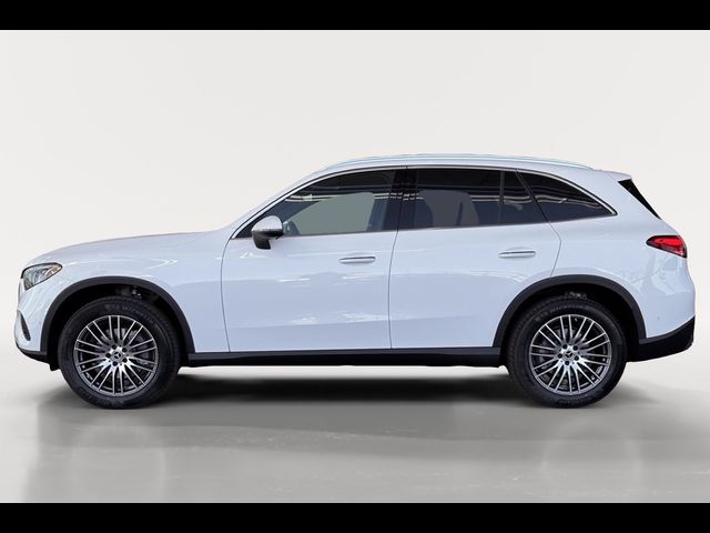 2025 Mercedes-Benz GLC 300