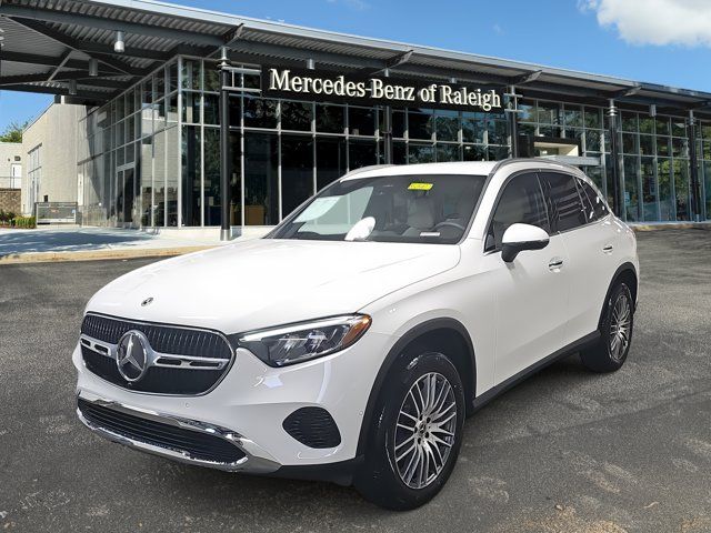 2025 Mercedes-Benz GLC 300