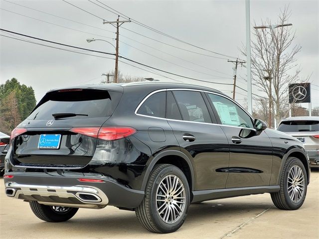 2025 Mercedes-Benz GLC 300