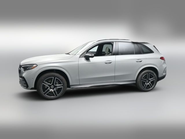 2025 Mercedes-Benz GLC 300