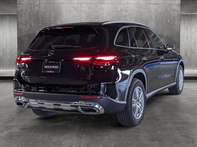 2025 Mercedes-Benz GLC 300