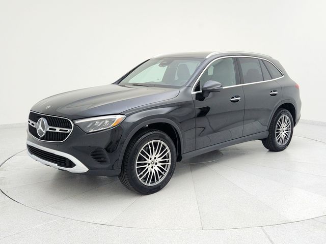 2025 Mercedes-Benz GLC 300